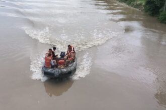 गंभीर बीमारी से आहत युवती ने गंग नहर में लगाई छलांग, परिजनों में मचा कोहराम प्रशासन ने चलाया रेस्क्यू अभियान