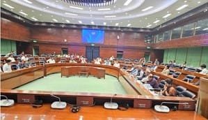 जेपीसी बैठक : दिल्ली वक्फ बोर्ड ने बिल का किया समर्थन, विपक्षी सांसदों की मांग पर दिल्ली सरकार को भी बुलाएगी जेपीसी