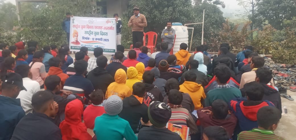 स्वामी विवेकानंद की ज्ञान ही जीवन की आधारशिला है, इसलिए आप सभी शिक्षा ज्ञान के लिए ग्रहण करें स्वामी विवेकानंद की ज्ञान ही जीवन की आधारशिला है, इसलिए आप सभी शिक्षा ज्ञान के लिए ग्रहण करें