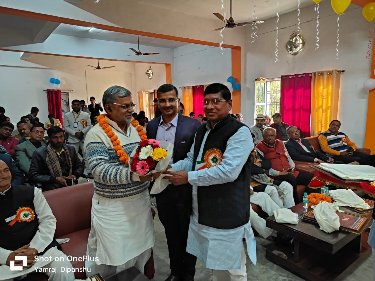 स्वामी विवेकानन्द ग्रुप आफ इन्स्टीट्यूशन रिठिया में आयोजित "युवा दिवस" कार्यक्रम का समापन