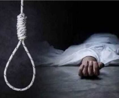 25वर्षीय युवक ने अज्ञात कारणों से फंदा लगाकर किया आत्महत्या