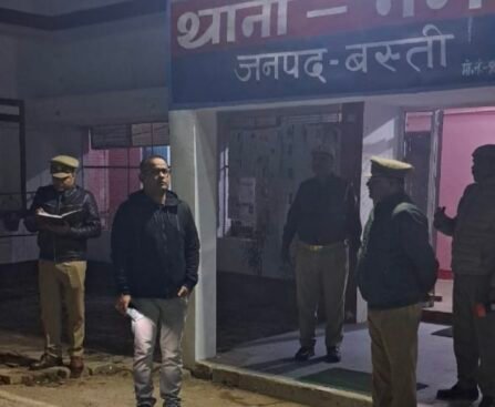 पुलिस अधीक्षक ने नगर थाने का किया आकस्मिक निरीक्षण दिया निर्देश