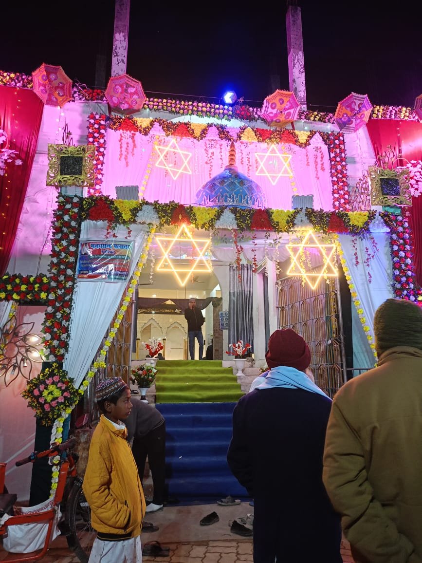 धूमधाम से मनाया शब ए बरात और रात भर जागकर किया रब की इबादत