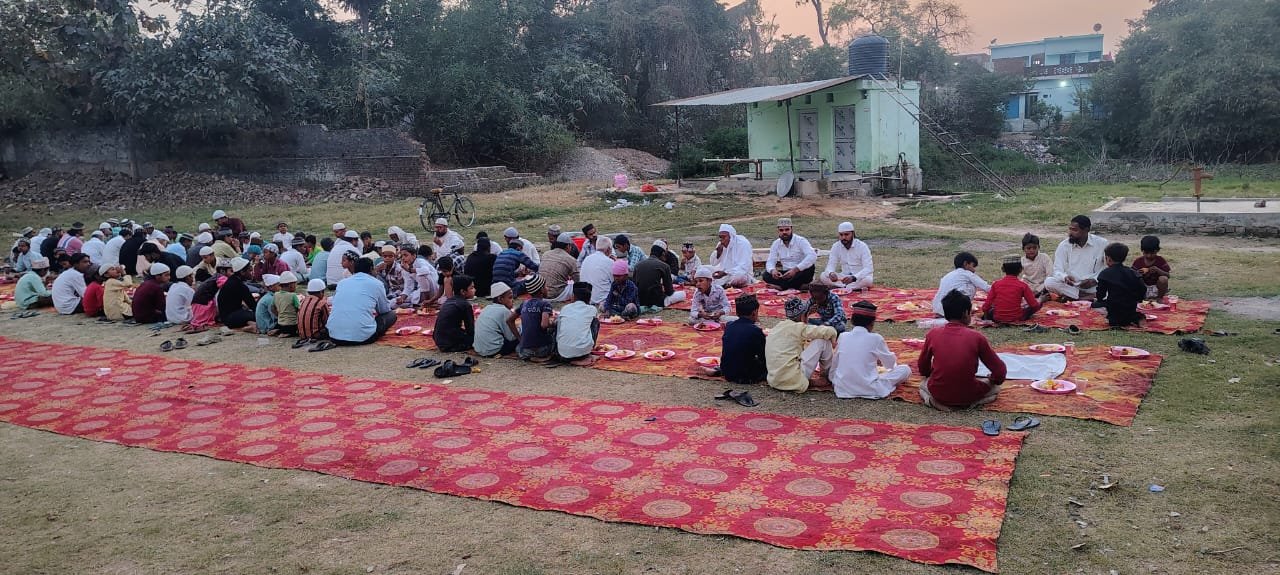 रोजा इफ्तार के कार्यक्रमों का सिलसिला शुरू