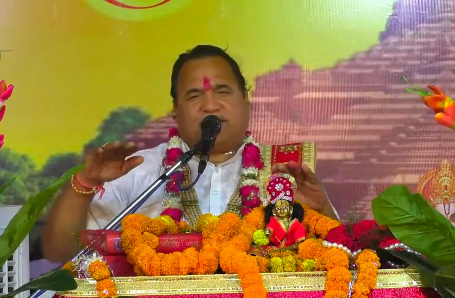 पार्वती शिव विवाह की कथा हिंदू धर्म में प्रेम, भक्ति और आत्म-समर्पण के महत्व को उजागर करती है– रामेश्वर