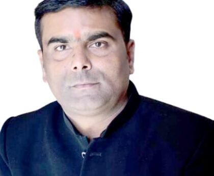 वर्दी का धर्म सिर्फ संविधान – सुप्रीम कोर्ट की सख्त चेतावनी 